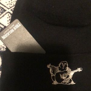 TRU RELIGION BEANIE